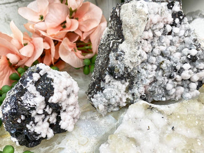    Peru-Mangano-Calcite-Clusters-with-Sphalerite