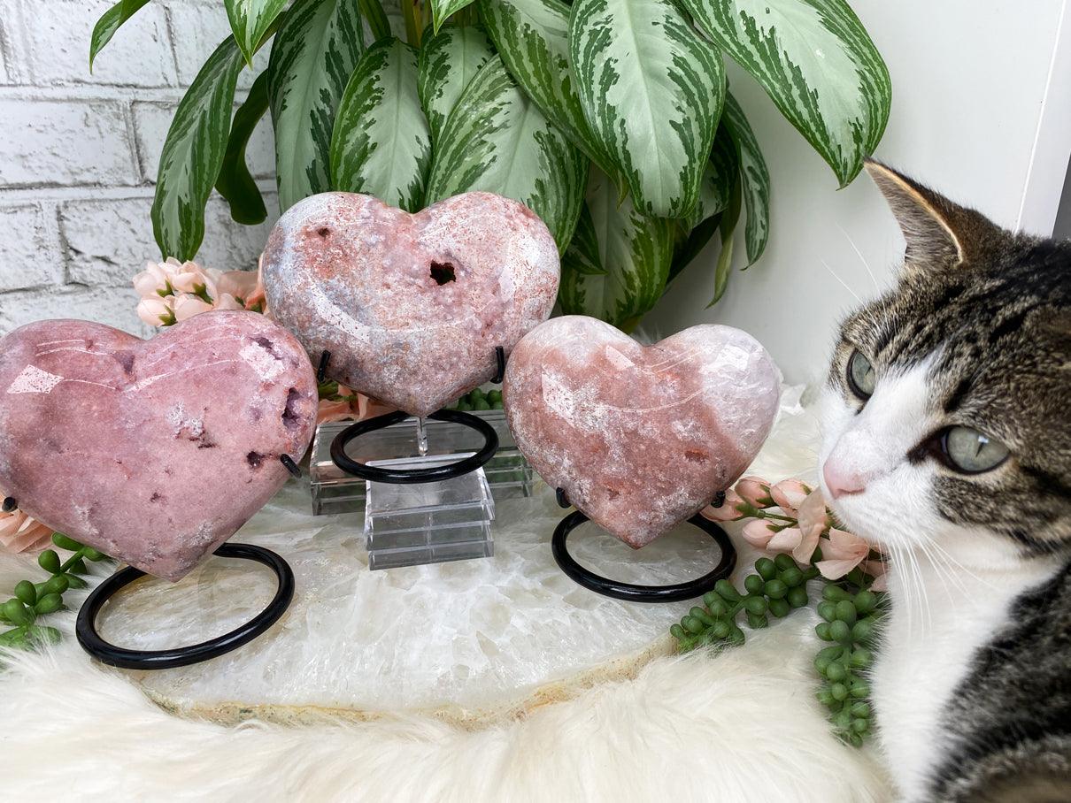 Pink-Amethyst-Hearts-With-Cat