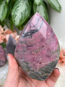 Contempo Crystals - Pink-Rhodonite-Flame-Crystal - Image 10