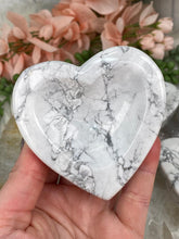 Load image into Gallery: Contempo Crystals - Polished-White-Howlite-Heart-Bowl - Image 7