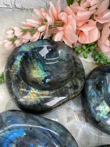 Contempo Crystals - Rainbow-Labradorite-Bowl - Image 4