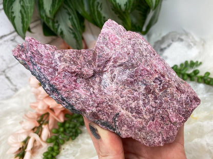    Raw-Brazil-Rhodonite-Stone-Deep-Pink-Black-Natural