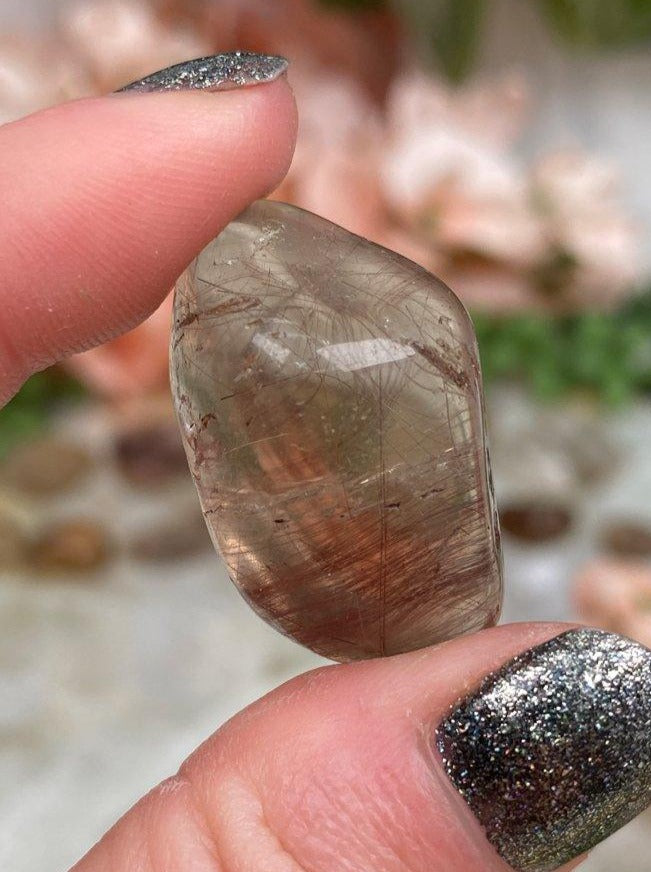Tumbled-Red-Rutile-in-Smoky-Quartz-Crystal