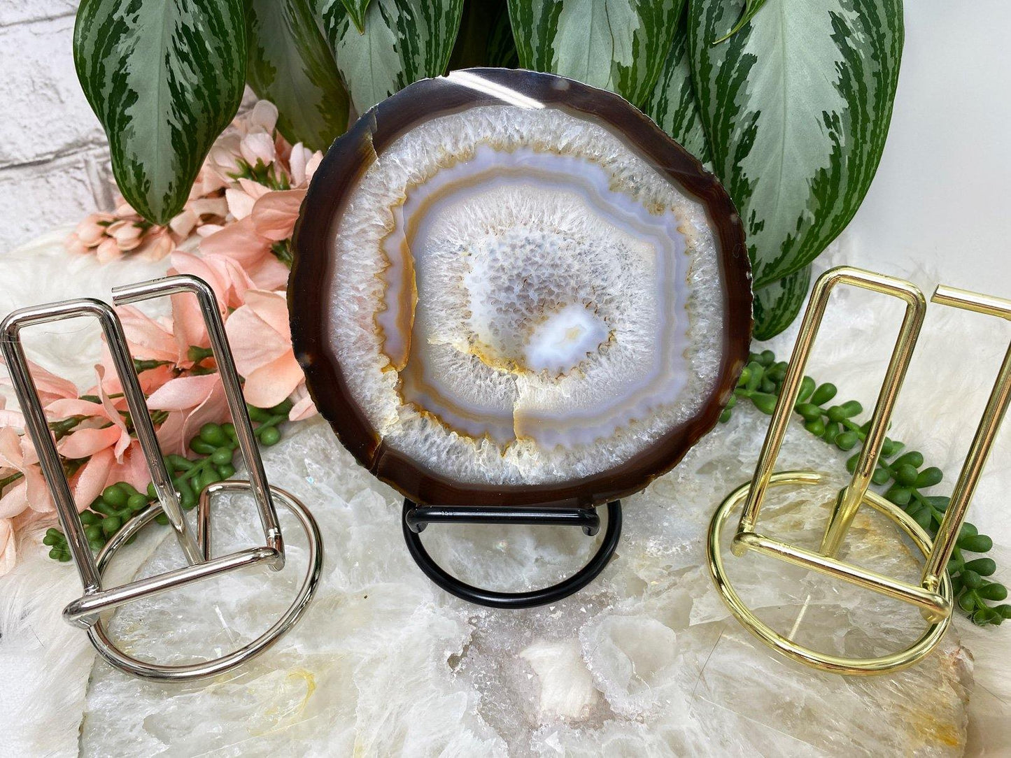 Silver-Black-Gold-Crystal-Slice-Display-Stands with Agate Slice