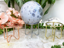Load image into Gallery: Contempo Crystals - Simple-Metal-Crystal-Sphere-Stands-for-Sale - Image 1