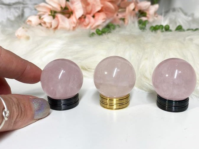 Small metal ring crystal sphere holders