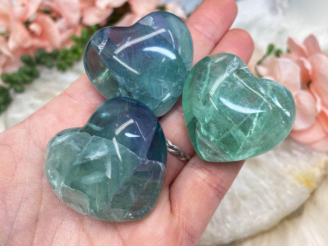 Contempo Crystals - Vibrant-Blue-Green-Mexico-Fluorite-Crystal-Small-Hearts - Image 1