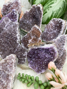 Contempo Crystals - Small-Purple-Amethyst-With-Hematite - Image 5
