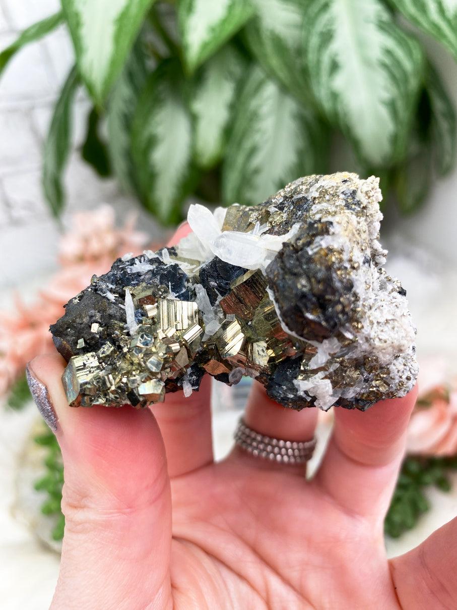 Small-Pyrite-Quartz-Sphalerite-from-Peru