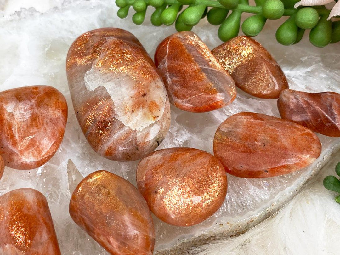 Contempo Crystals - Small-Sunstone-Crystals-from-India - Image 1