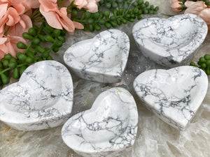 Contempo Crystals - Small-White-Howlite-Heart-Ring-Dishes - Image 2