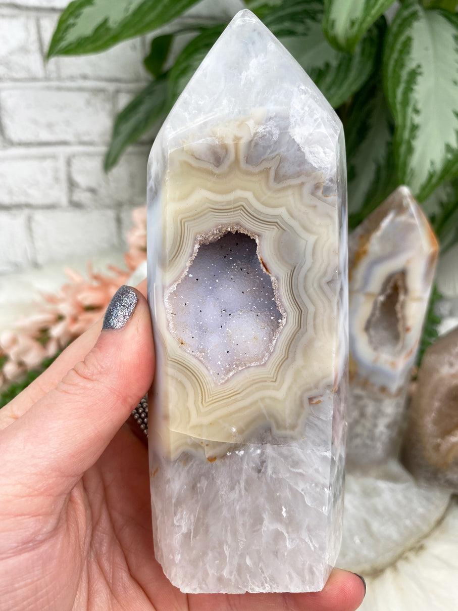 Soft-Yellow-Chalcedony-Agate-Point