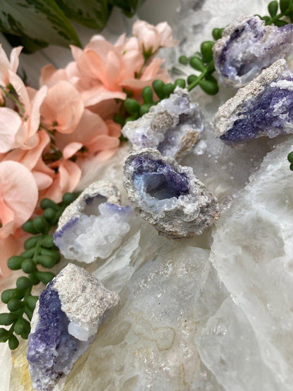 White-Purple-Spirit-Flower-Geode-ClustersSpirit-Flower-Geode-Crystal-Clusters