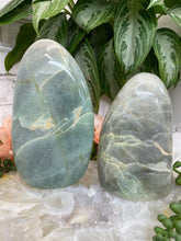 Load image into Gallery: Contempo Crystals - Standing-Green-Garnierite-Stone-Freeform - Image 9
