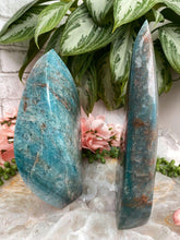Load image into Gallery: Contempo Crystals - Teal-Aventurine-Flame - Image 4
