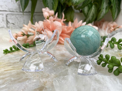 Tulip-Style-Clear-Plastic-Stand-for-Crystals