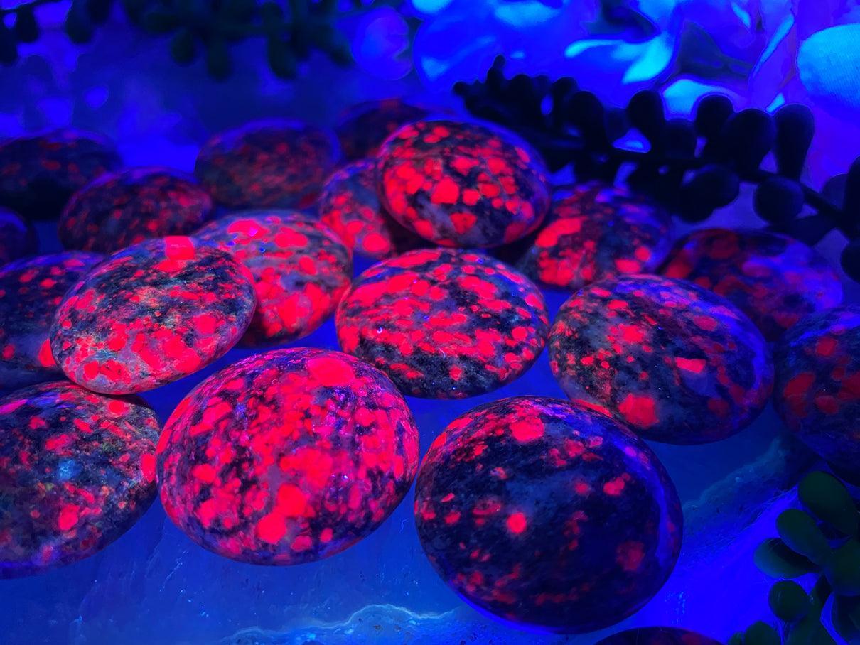 Ruby Albite Ruby in Albite - Small UV Ruby in Albite Stones