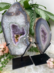 Contempo Crystals - Urugyan-Amethyst-Geode-Slice-on-Stand - Image 3