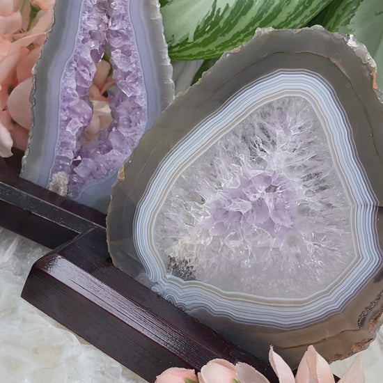 Amethyst-Chalcedony-Agate-Display-Crystals-Video