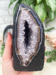 Contempo Crystals - amethyst-geode-with-tan-banding - Image 9
