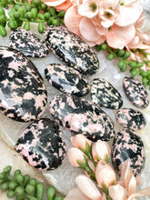 Load image into Gallery: Contempo Crystals - black-pink-jasmine-jasper - Image 2