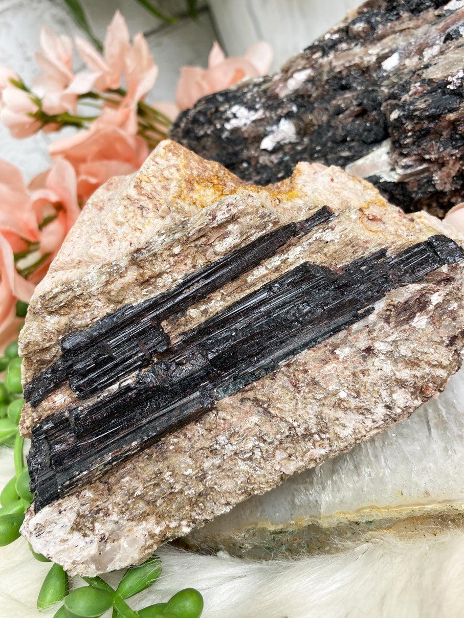 black-tourmaline-on-albite-with-mica