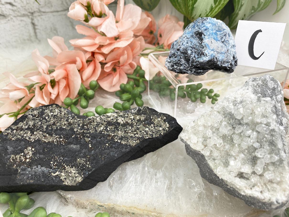    blue-kyanite-pyrite-basalt-calcite