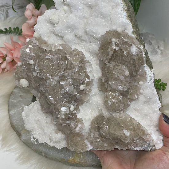 Large white apophyllite tan calcite zeolite cluster video