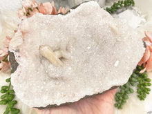 Load image into Gallery: Contempo Crystals - chalcedony-on-stilbite - Image 3