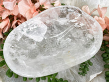 Load image into Gallery: Contempo Crystals - clear-quartz-bowl - Image 5