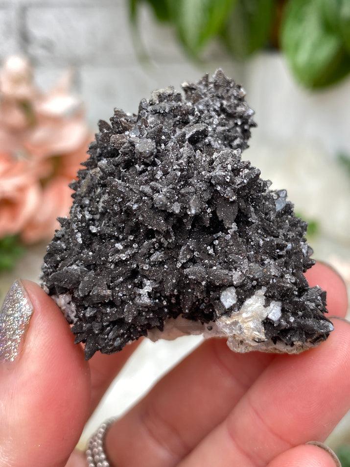 dark-brown-dogtooth-calcite-over-quartz