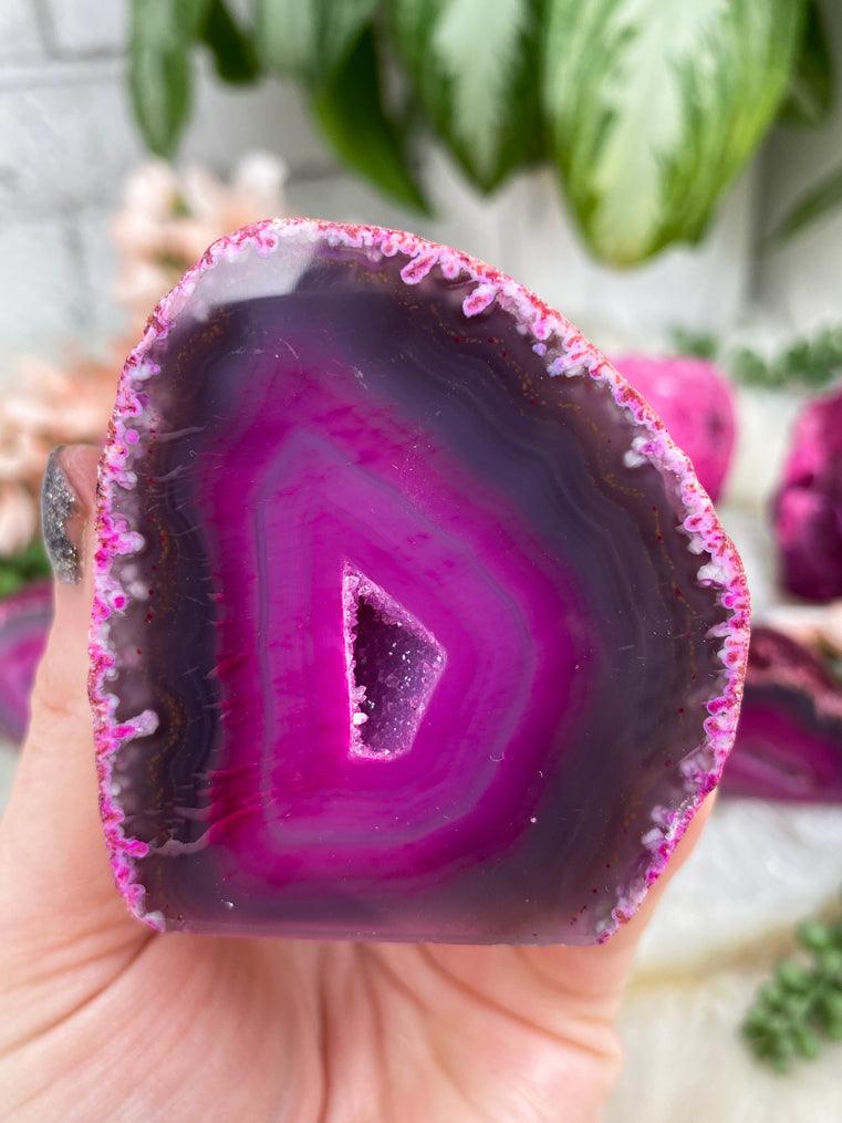 dyed-hot-pink-geode