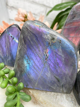 Load image into Gallery: Contempo Crystals - flashy-labradorite-purple-blue-pink - Image 8