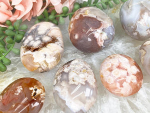 Contempo Crystals - flower-agate-palm-stones-close-up - Image 1