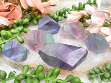 Load image into Gallery: Contempo Crystals - geometric-pastel-fluorite-pieces - Image 4