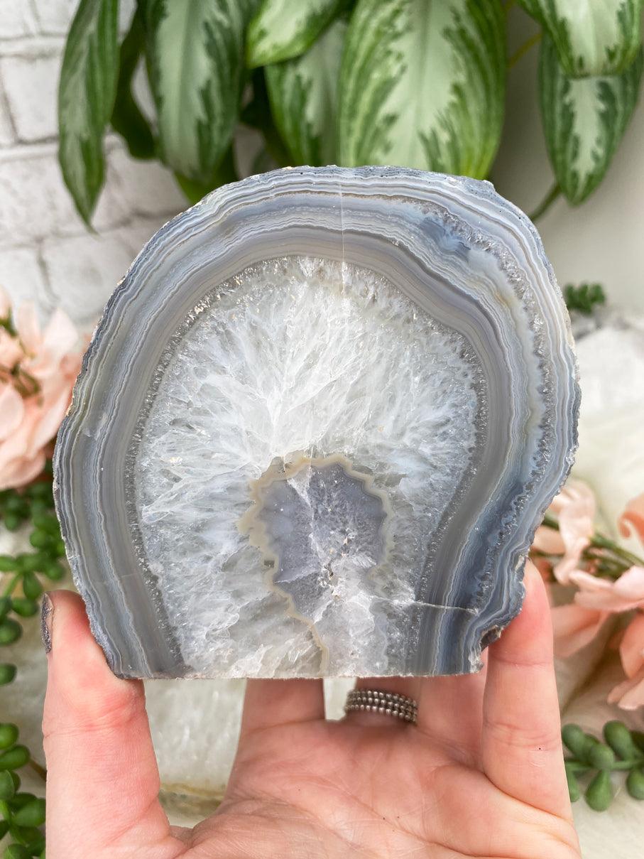 gray-blue-geode-candle-holder