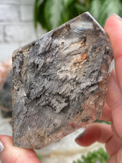 gray-garden-quartz