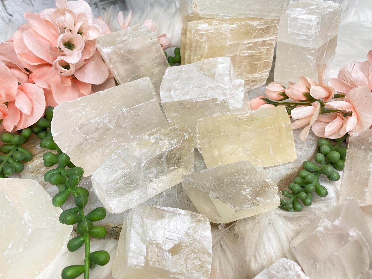 indian-clear-yellow-calcite