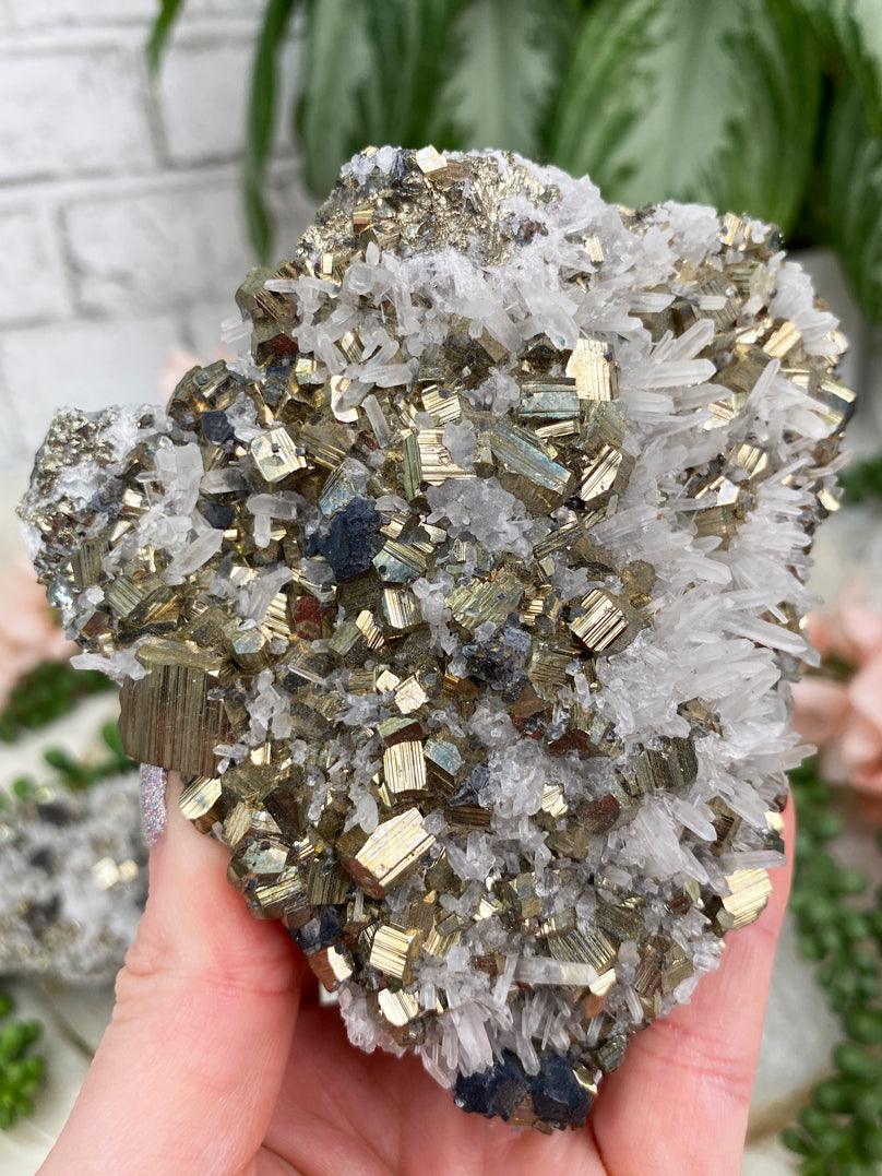 intricate-pyrite-quartz-sphalerite-cluster