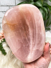 Load image into Gallery: Contempo Crystals - large-iron-rose-quartz-bowl - Image 12