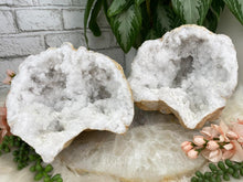 Load image into Gallery: Contempo Crystals - large-morocco-quartz-geodes - Image 7