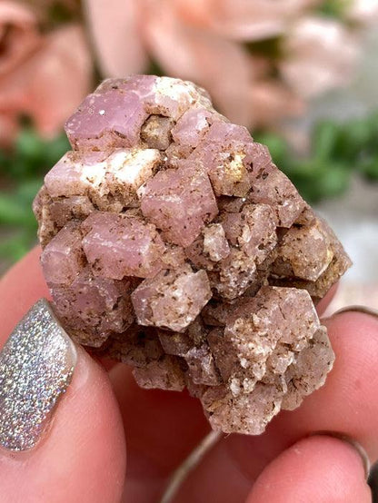 mexico-pink-garnet-crystal