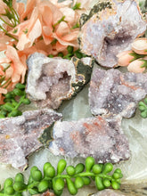Load image into Gallery: Contempo Crystals - morocco-amethyst-clusters - Image 7
