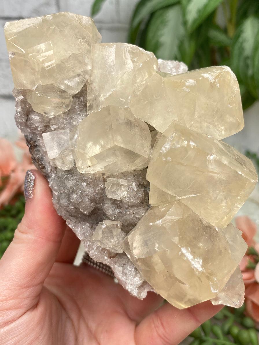old-stock-yellow-twin-calcite-cluster