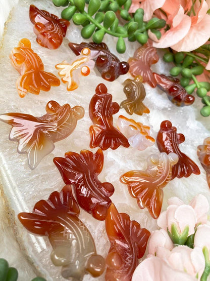 orange-carnelian-fish-crystal-pendants