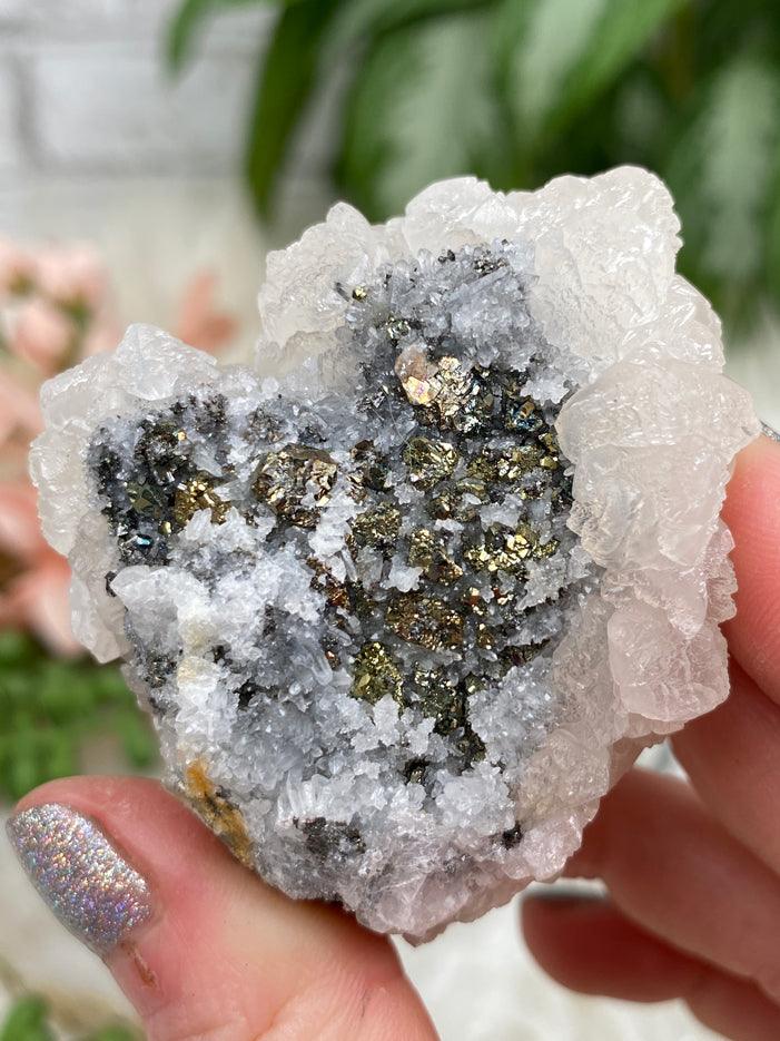 peruvian-calcite-chalcopyrite