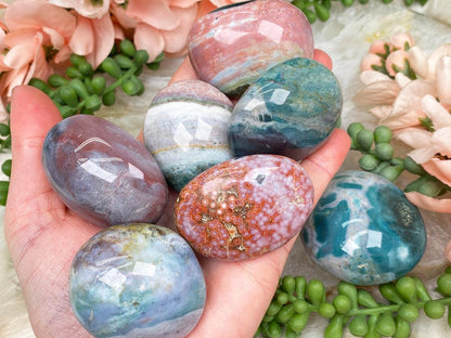 pink-blue-ocean-jasper-palm-stones