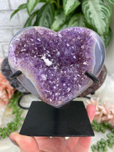 Load image into Gallery: Contempo Crystals - purple-gray-uruguayan-amethyst-heart - Image 12