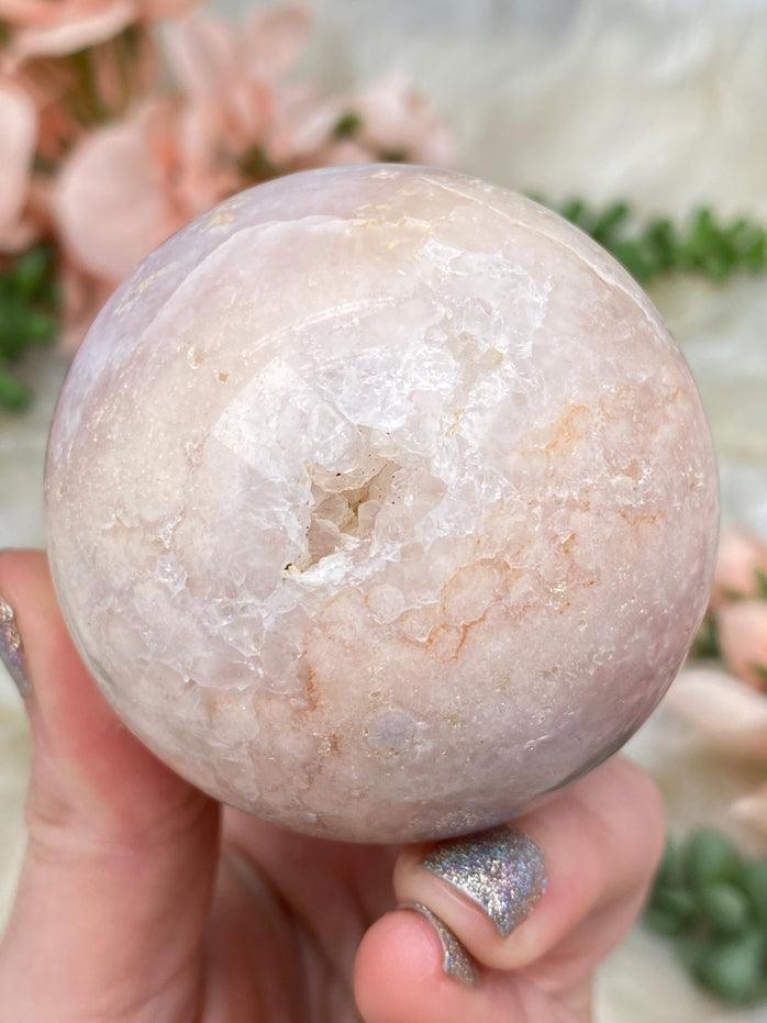 quartz-pocket-flower-agate-sphere