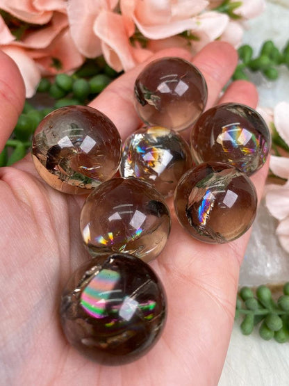 rainbows-in-small-smoky-quartz-spheres